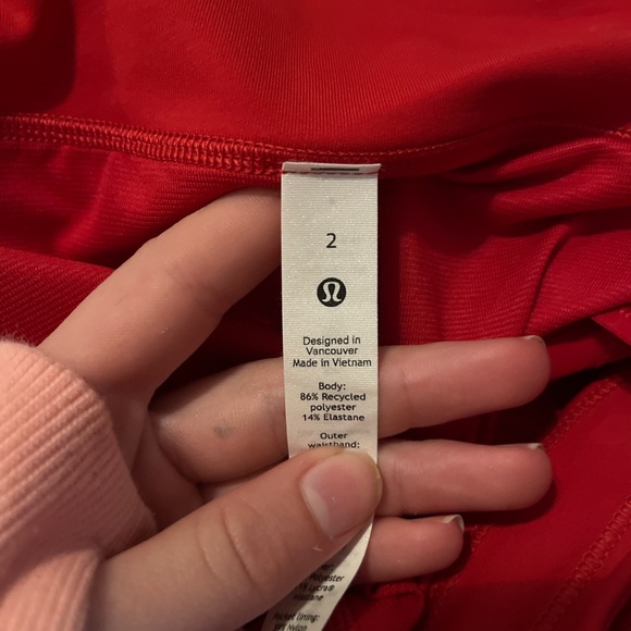 Lululemon Red Speed Up Shorts - Picture 4 of 4